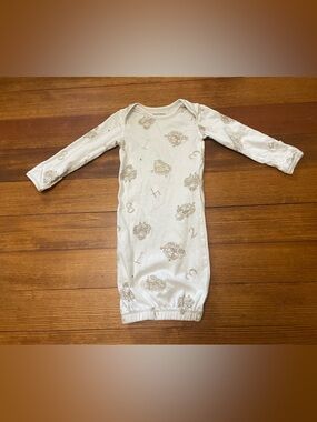 Burt’s Bees Baby Cream Organic Cotton Sleeper Gown with Counting Sheep Print